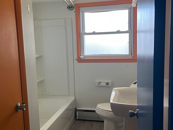 5th image of 4175 Sherry Ct
