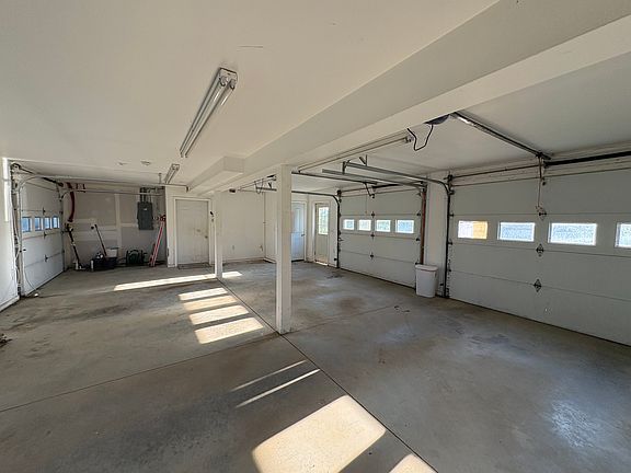 private 2 car garage