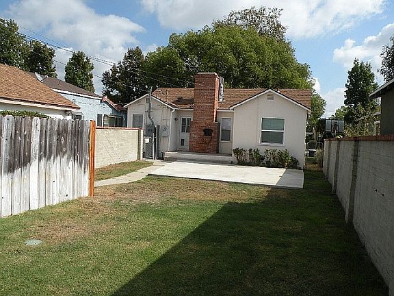 5th image of 1441 N Evergreen St