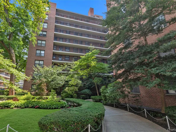 35-31 85th Street #6E, Jackson Heights, NY 11372