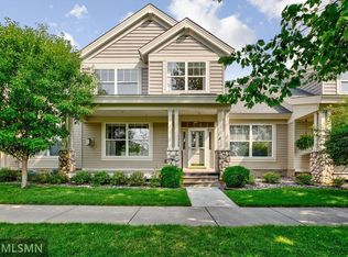 1614 Riverspointe Ct, Anoka, MN 55303