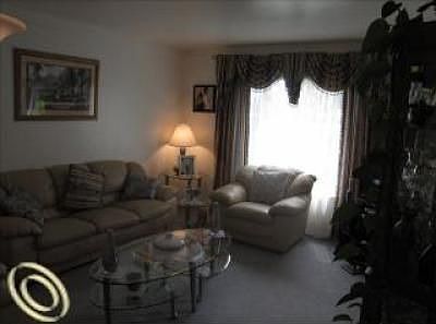 3rd image of 14052 Hix St