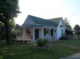 20473 Arrowhead Rd, Ashmore, IL 61912