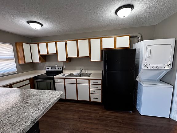 4th image of 3867 Jefferson St #3873
