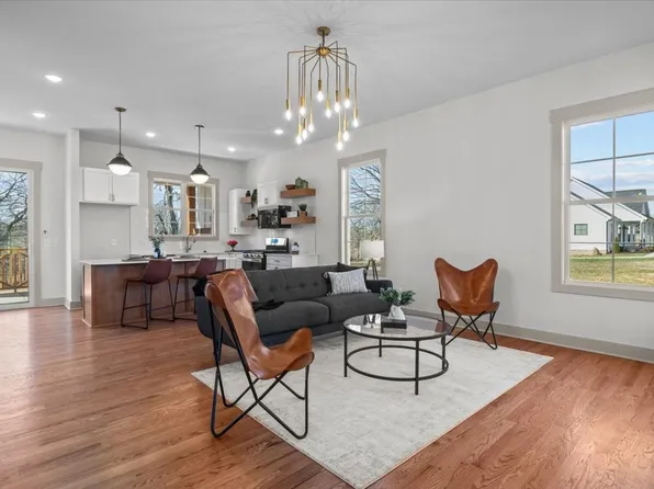 795 Jason Chapel Rd, Dickson, TN 37055