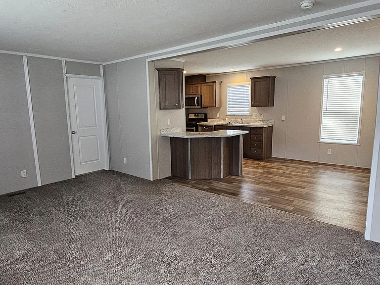 63 Tulip Ln #63 — Photo 6