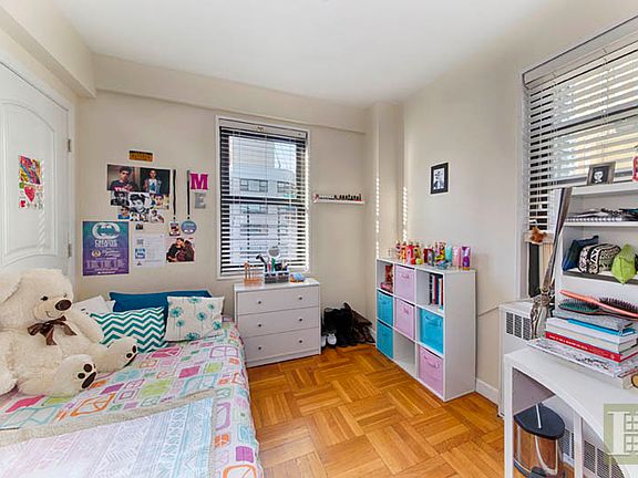 4th image of 425 E 79th St APT 15J