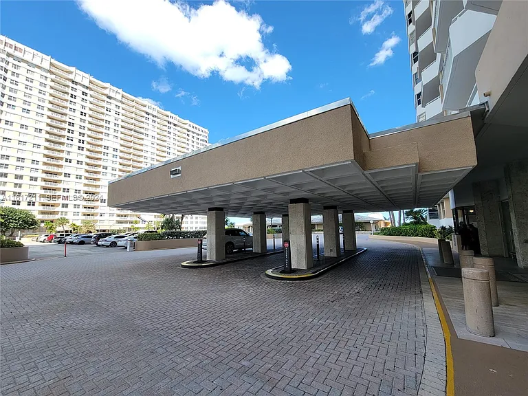 1980 S Ocean Dr #2C — Photo 34
