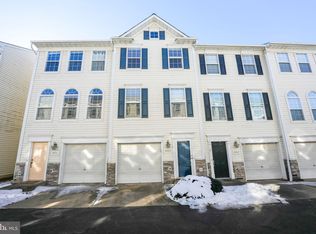 43729 Clear Lake Sq, Ashburn, VA 20147