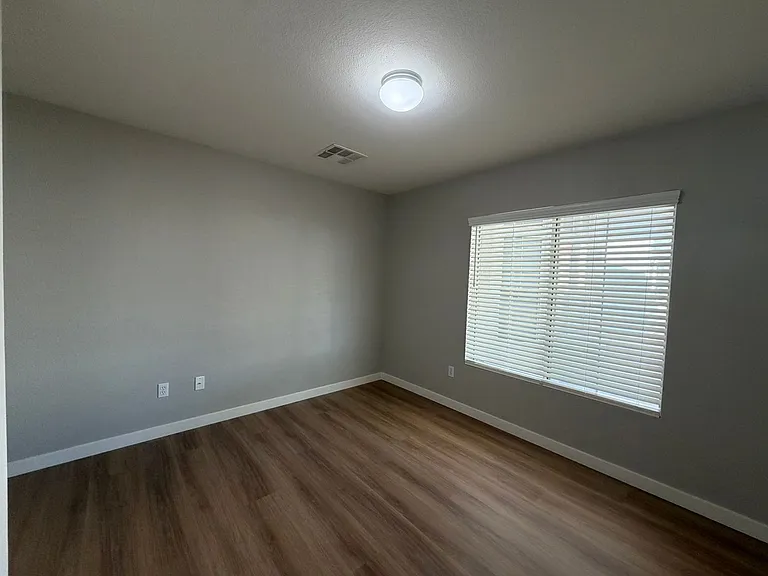 2139 Meadow Green Ave — Photo 27