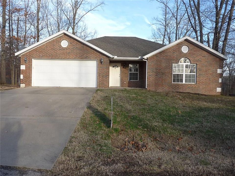 1st image of 69 Northampton Dr