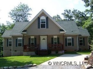 179 Hilltop Ct, Lake Lure, NC 28746