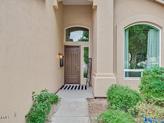 2nd image of 781 W HACKBERRY Drive