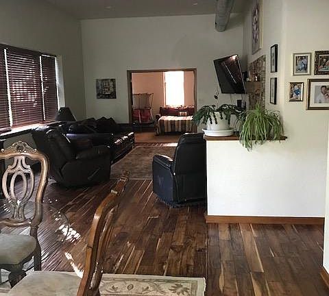 3rd image of 37 Stafford St #1