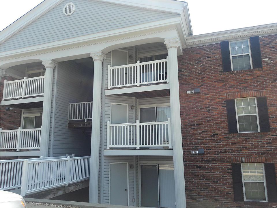 1st image of 1924 Marine Terrace Dr APT F