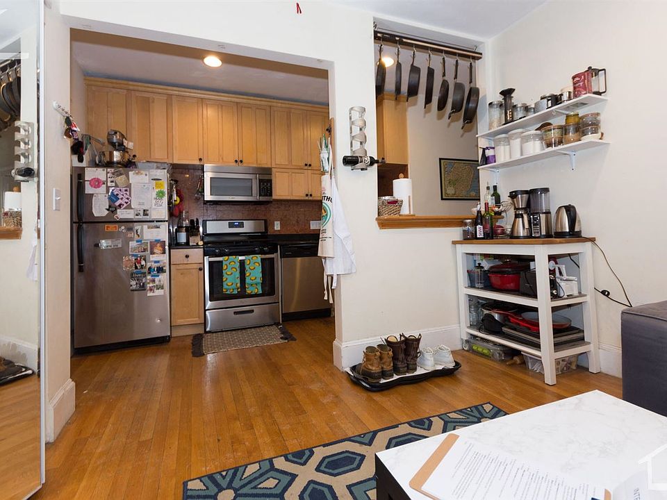 69 Babcock St. #5 Brookline (Coolidge Corner) Unit Photo 1