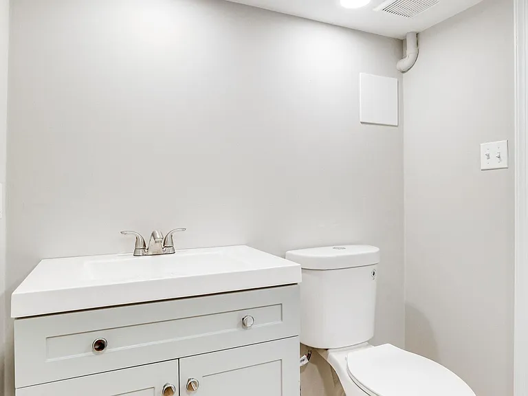 1519 N Stafford St #B — Photo 12