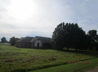 471163 E 1127 Rd, Muldrow, OK 74948
