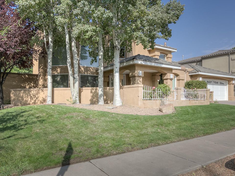 1st image of 12421 Tamarac Trl NE