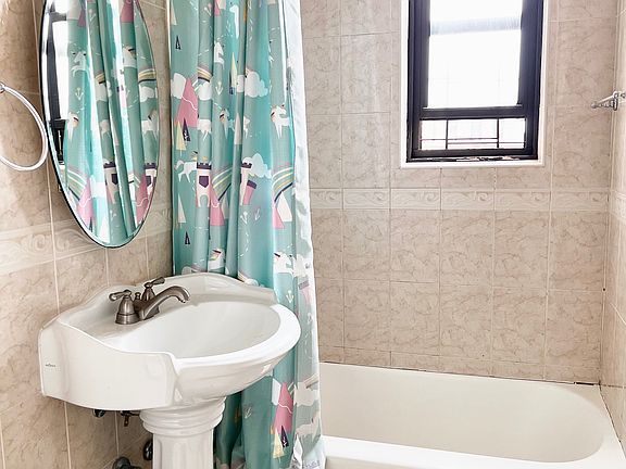 5th image of 8360 Vietor Ave APT 6A