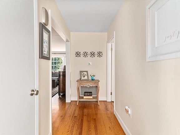 3rd image of 3427 Landon St