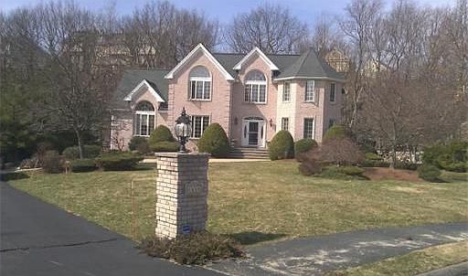 1st image of 4 Candlewood Ct