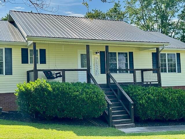 1st image of 2331 Otis St SE