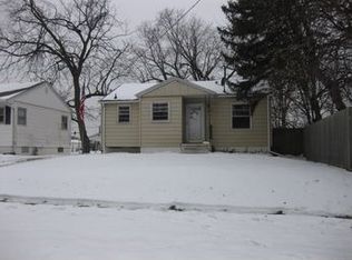 2312 E 23rd St, Des Moines, IA 50317