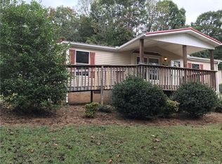 7 Blackberry Ln, Candler, NC 28715