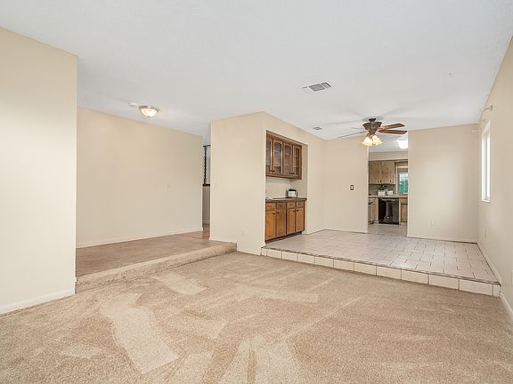 5th image of 445 Kenwood Dr