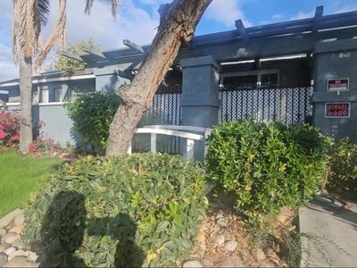 2708 College Ave, Bakersfield, CA, 93306