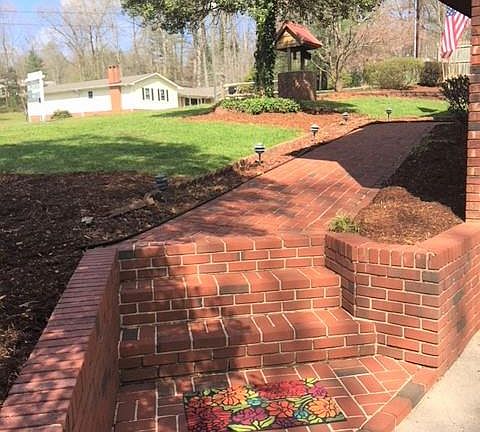 2nd image of 193 Kerry Ln