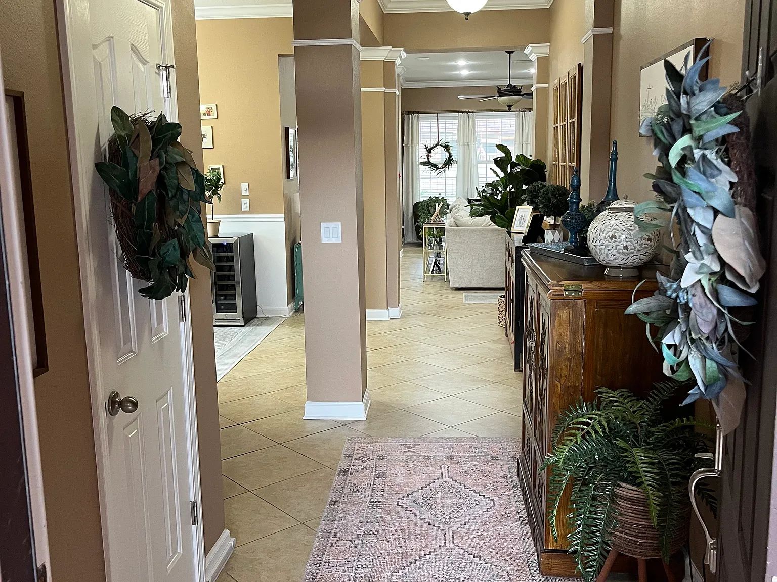 4 bed, 2718 sqft, $2,750 — Photo 2