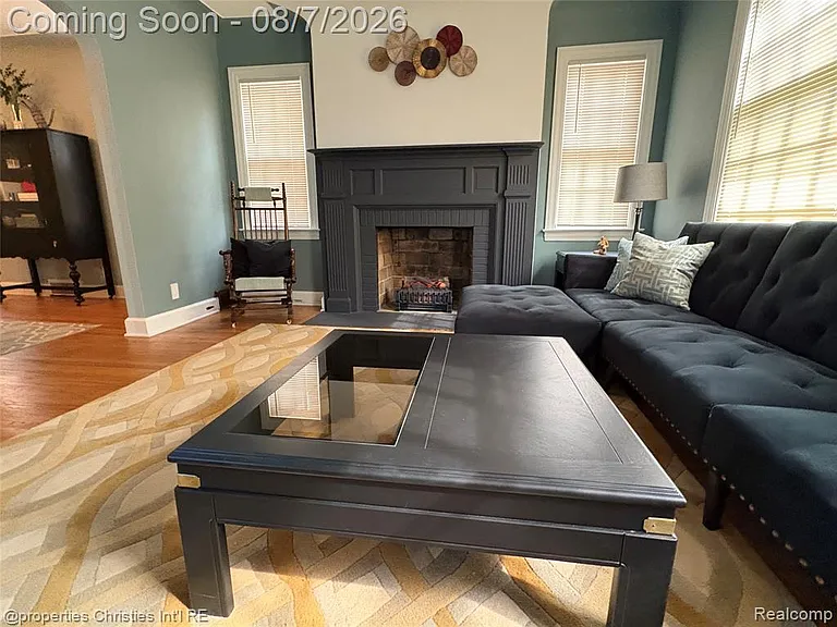 4468 Grayton St — Photo 4
