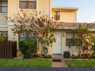 5337 Jog Ln, Delray Beach, FL 33484