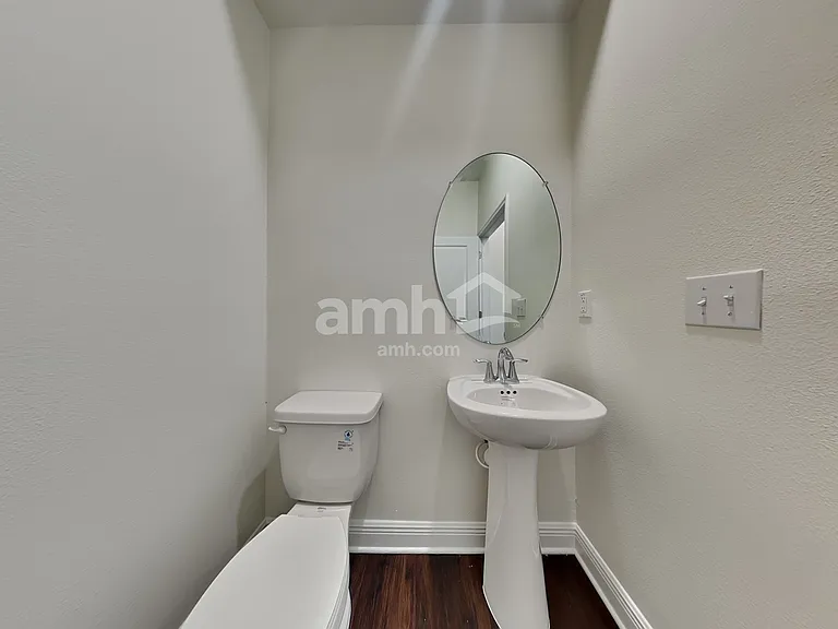 27438 Saint Andrews Ave — Photo 12