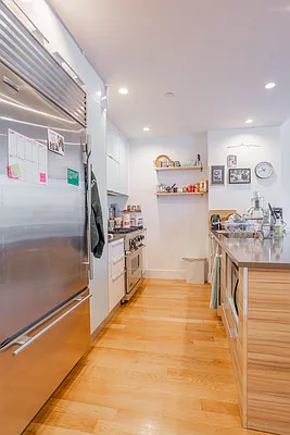 Rented by Bond New York | media 14