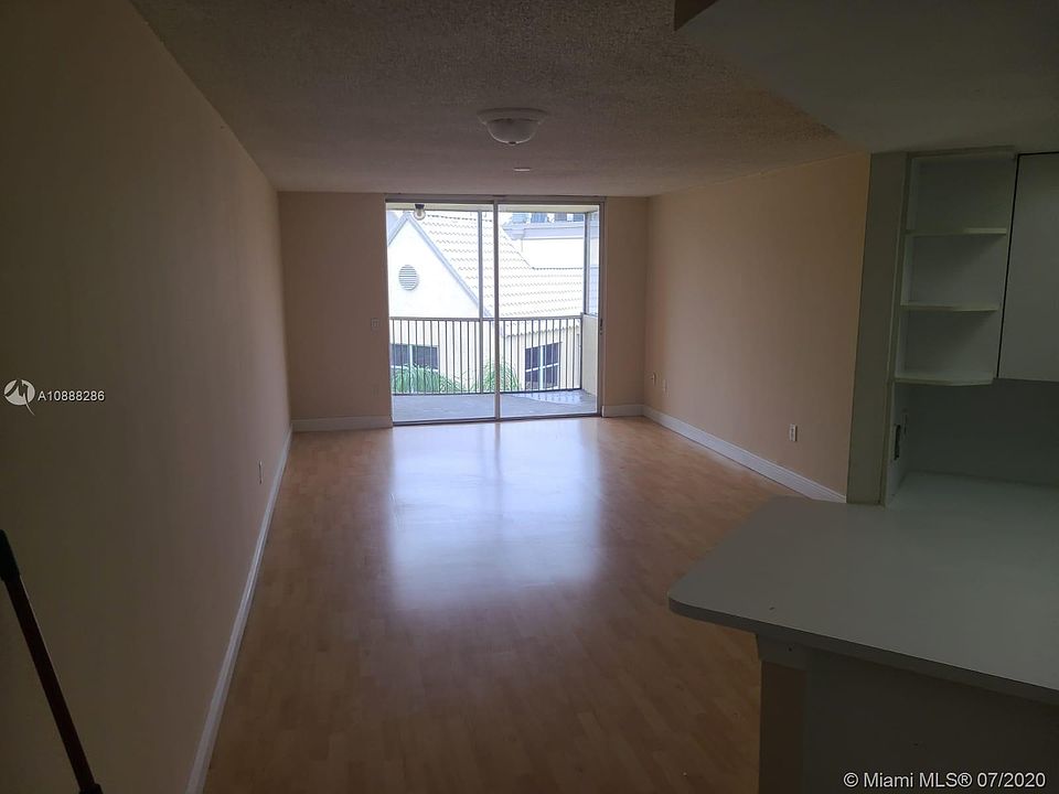 1st image of 8353 Lake Dr APT 502