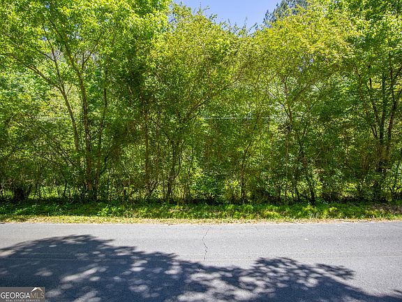 5th image of Bronco Rd