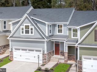 1393 Masters Ln, York, PA 17403