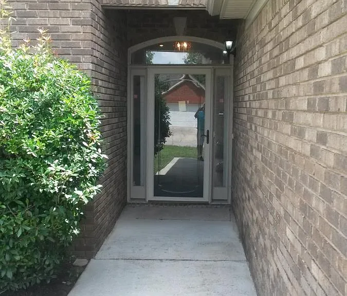 132 Churchill Dr — Photo 4