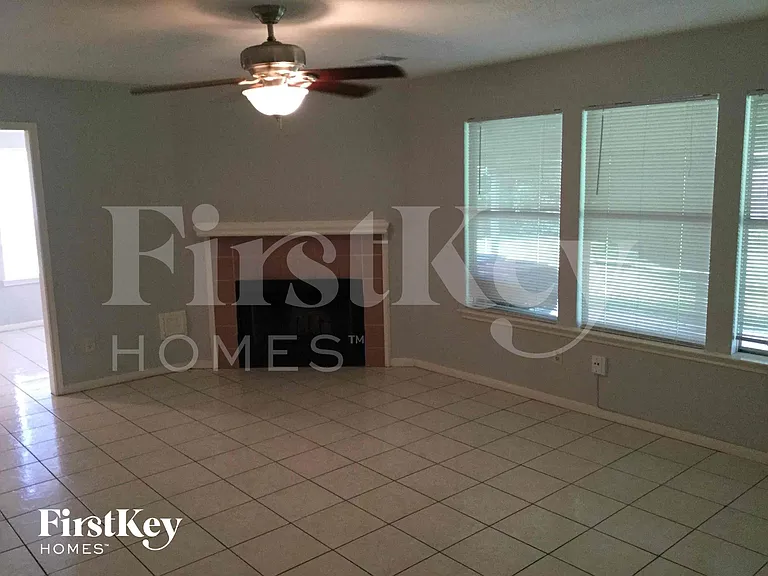 14114 Falling Elm Ln — Photo 2