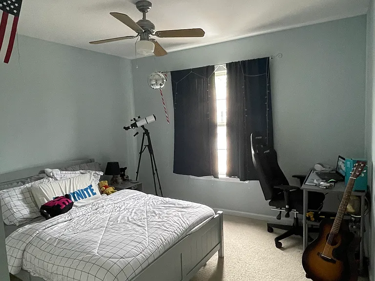 15545 Stronvar House Ln — Photo 8