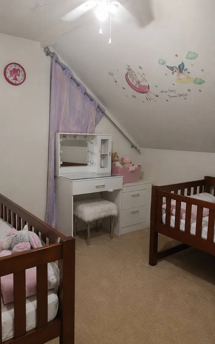 2 bed, 774 sqft, $1,400 — Photo 3