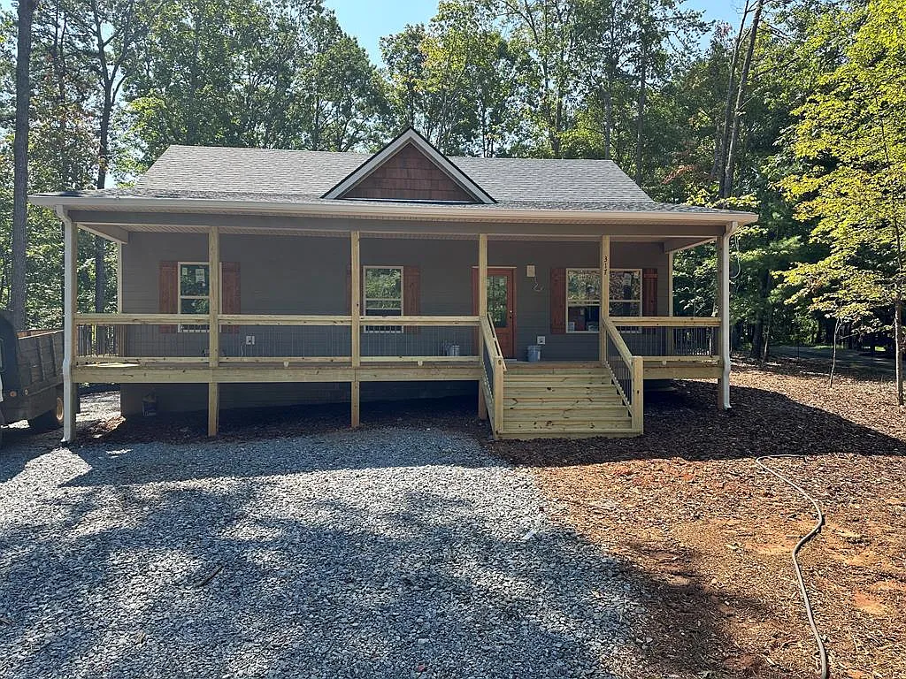 317 Acadia Dr photo 1