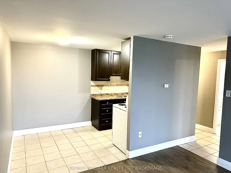 7 Riverview Blvd #205 — Photo 11