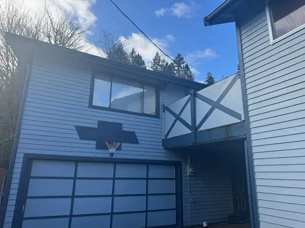 215 S 11th St, Shelton, WA 98584