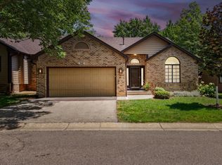 13322 Huntington Dr, Apple Valley, MN 55124