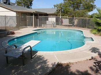 1st image of 4013 S Hanna Dr