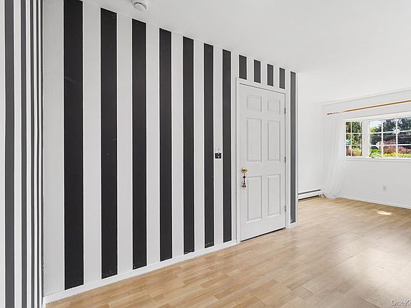4th image of 10 Clifton Place